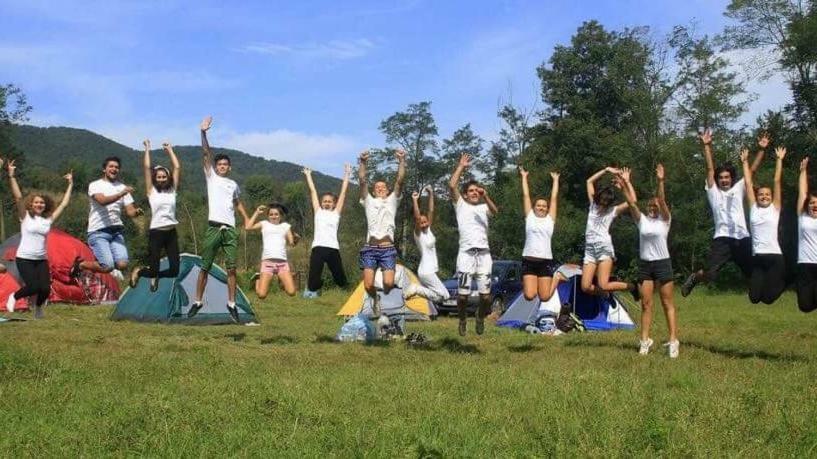 Camping in Clisura Dunarii Ieşelniţa Bagian luar foto