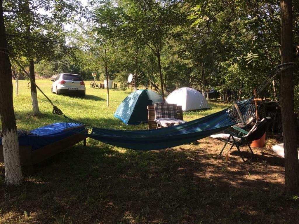 Camping in Clisura Dunarii Ieşelniţa Bagian luar foto